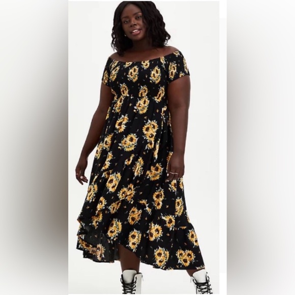 torrid Dresses & Skirts - Torrid Women’s 14/16 Black Maxi Dress Sunflowers Hi-lo Wrap Flowy Off Shoulder